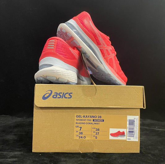 ASICS Women's Gel-Kayano 28 Running Shoes 跑鞋