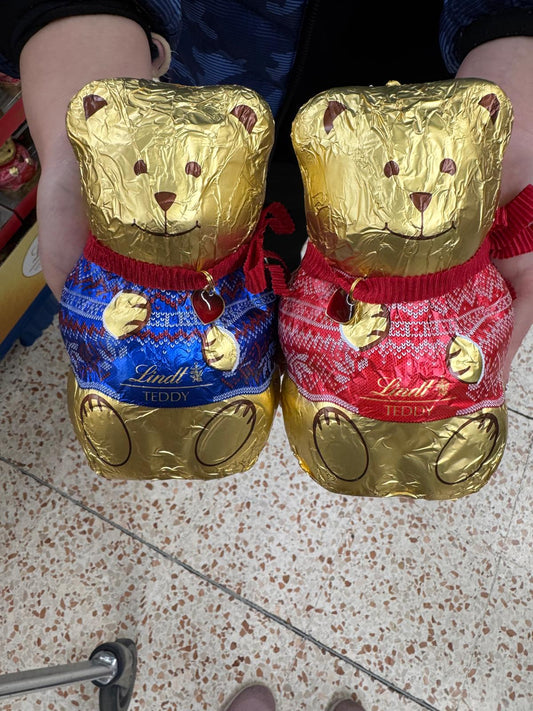 (預購商品) Lindt Teddy Christmas Milk Chocolate 200g 顏色隨機