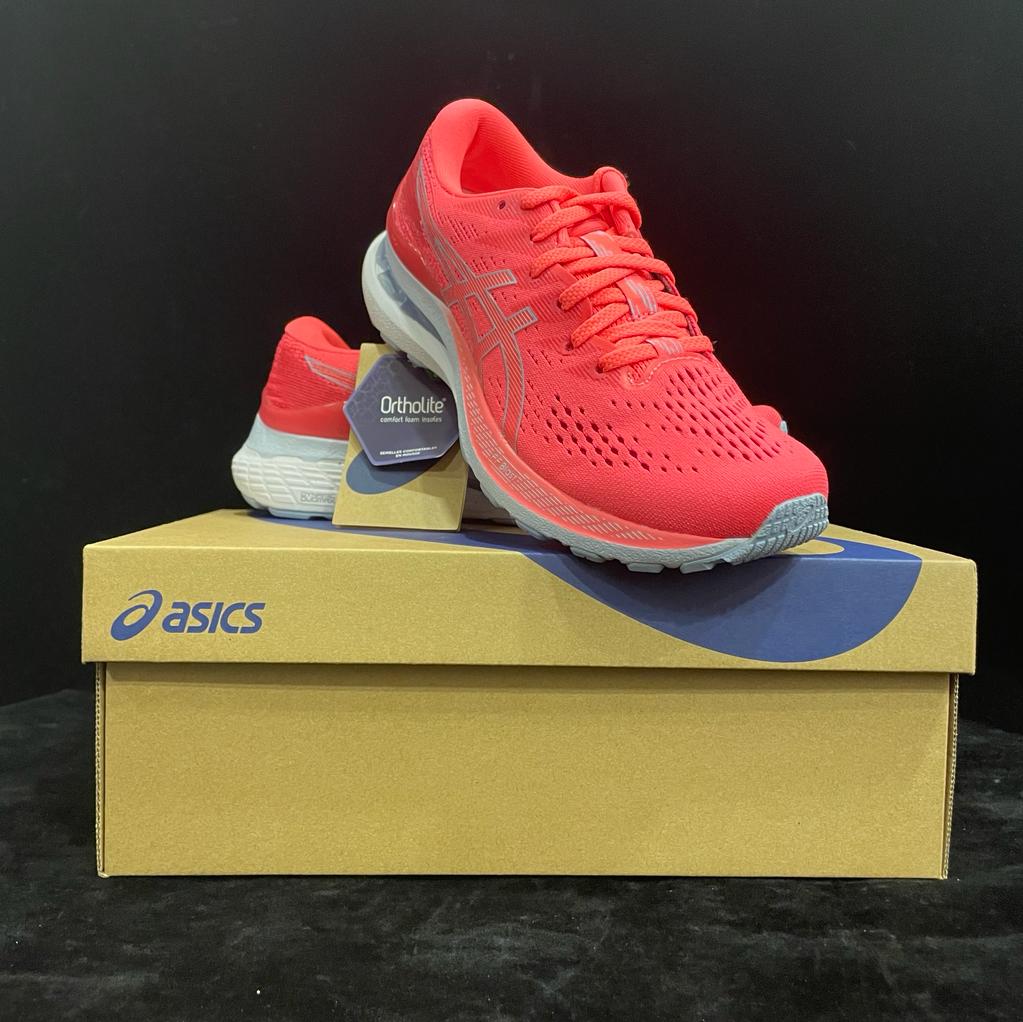 ASICS Women's Gel-Kayano 28 Running Shoes 跑鞋